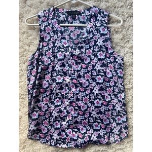 Banana Republic Sleeveless Blouse - XS